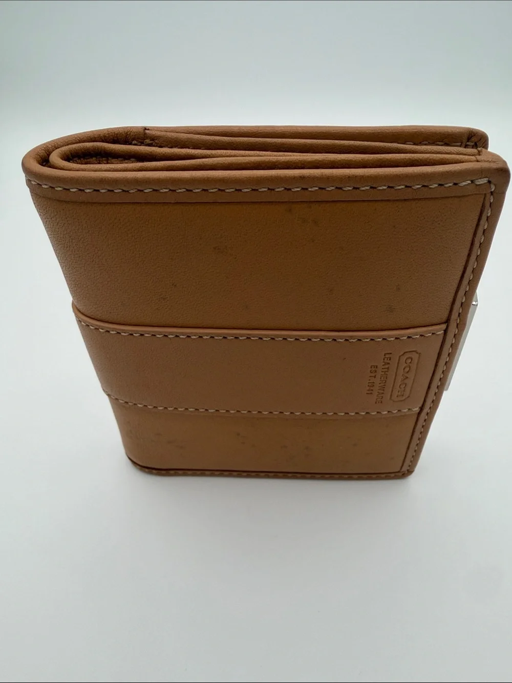 Coach Vintage Tan Leather Bifold Wallet with Panel Stitching and coin pouch